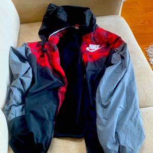 Men’s Nike wind breaker